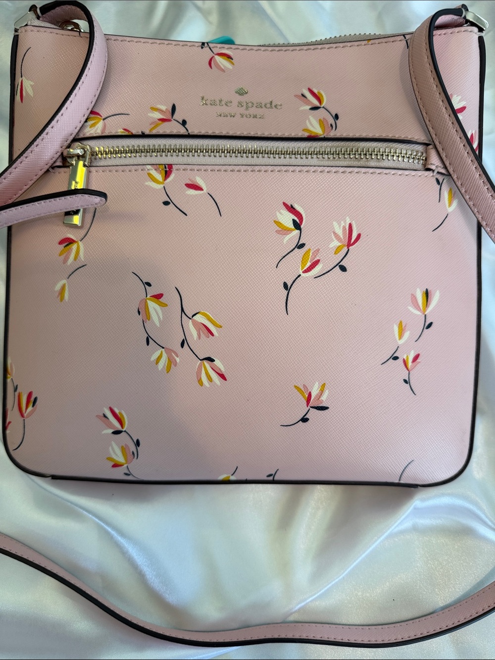 KATE SPADE Pink Floral Print Crossbody Purse 10 W 9 L 1 1/2 D - Picture 3 of 12